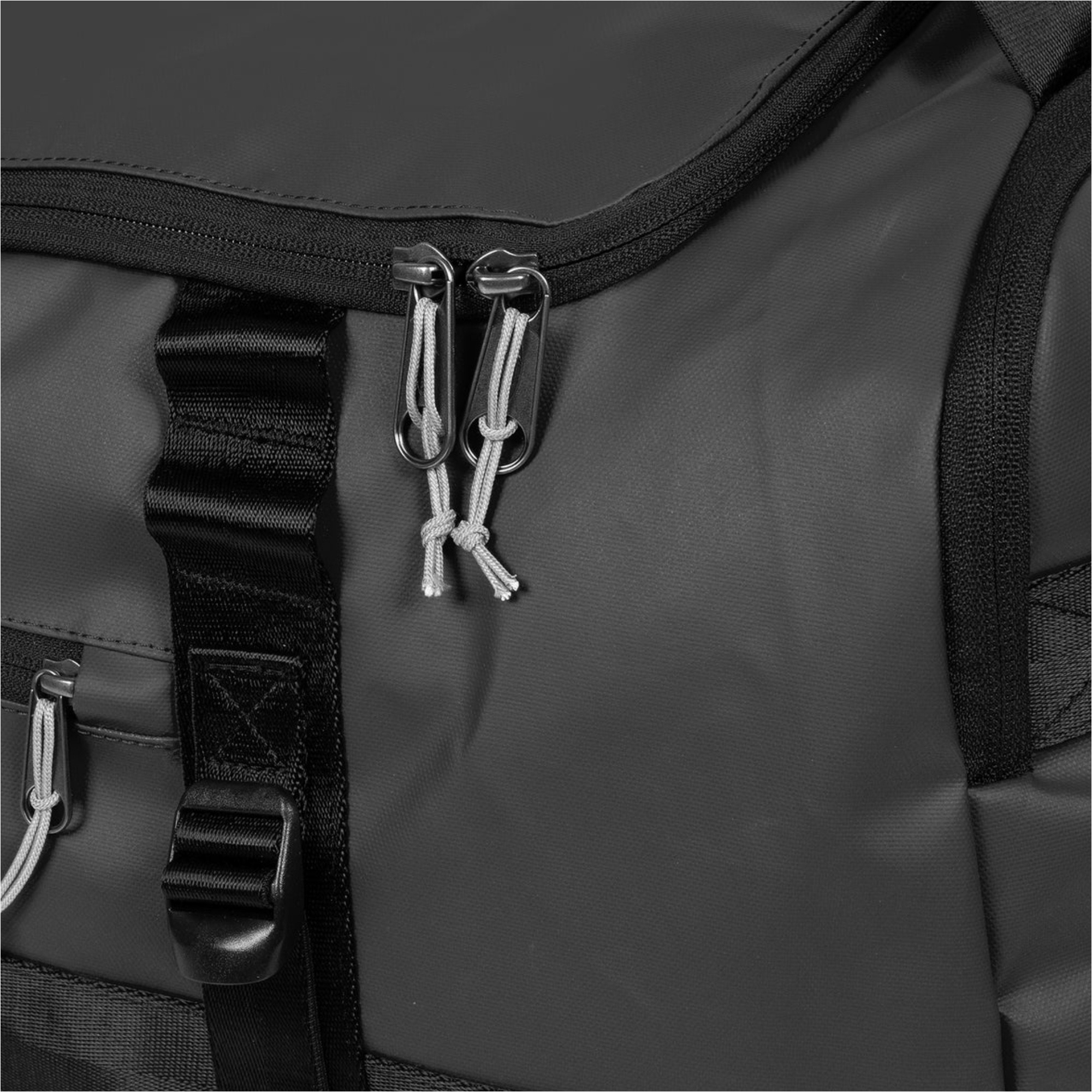 2026 Eastpak Duffel Bag EK0A5BKZ4Y81 - Tarp Black